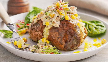 Discover the Irresistible Jacket Potato at California Tavern, Great Yarmouth